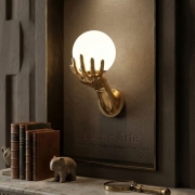 Aplica de perete gold Hand Sphere